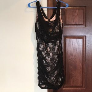 Lace dress with gathering